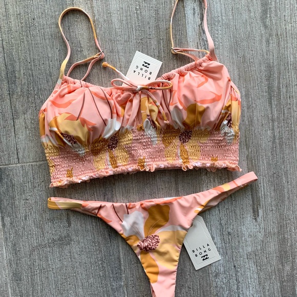 Billabong Other - 🔥🔥BILLABONG - TROPICAL DAZE CAMI MAYA BIKINI SET🔥🔥